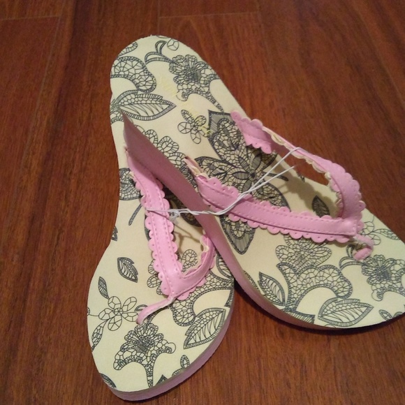 Wedge sandals - Picture 1 of 1